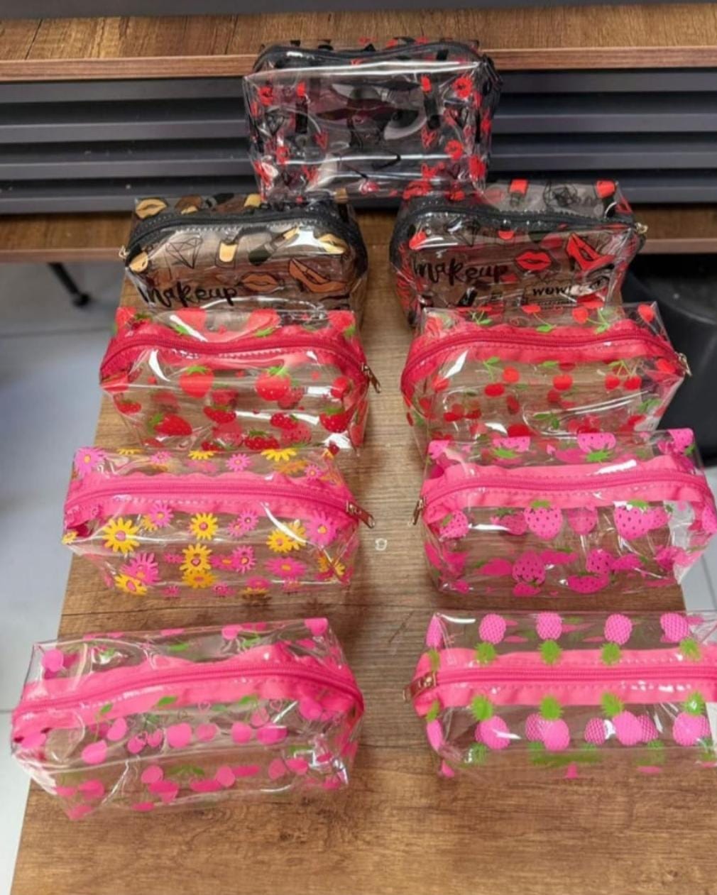 UYGUN FİYAT MAKYAJ ÇANTALARI